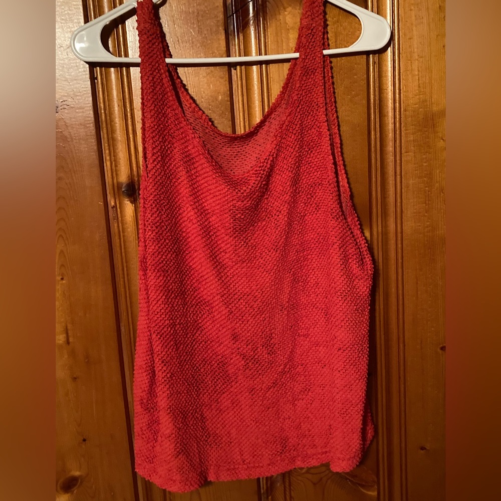Size Med women’s summer shirt Tag cut out Felt feeling material